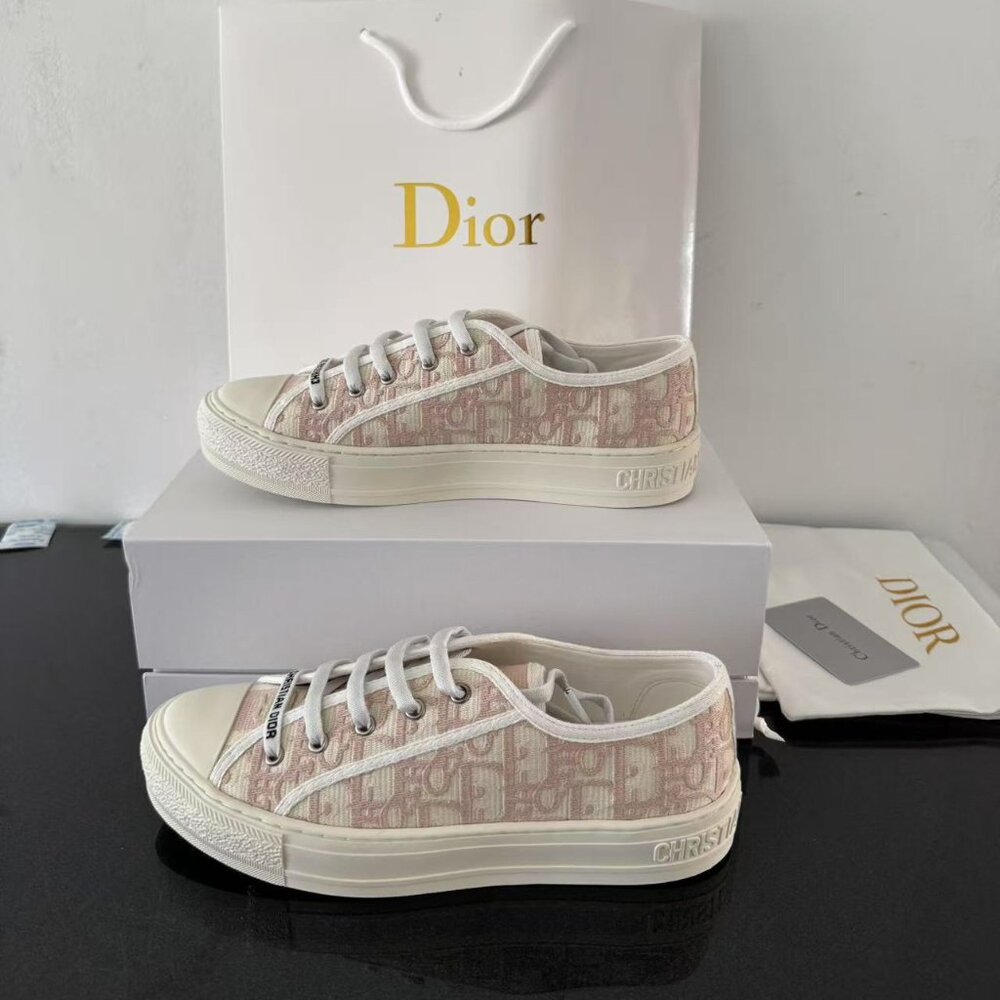 Christian Dior women's pink canvas shoes